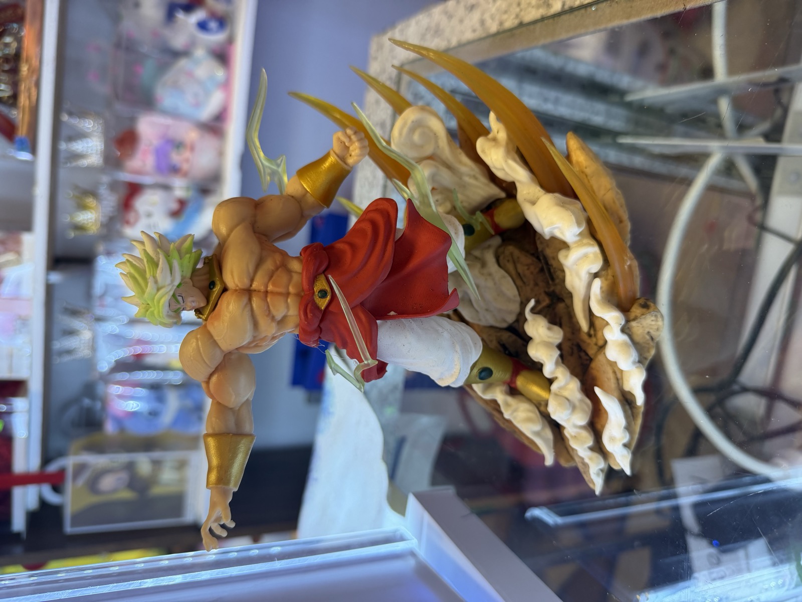 Figura Broly